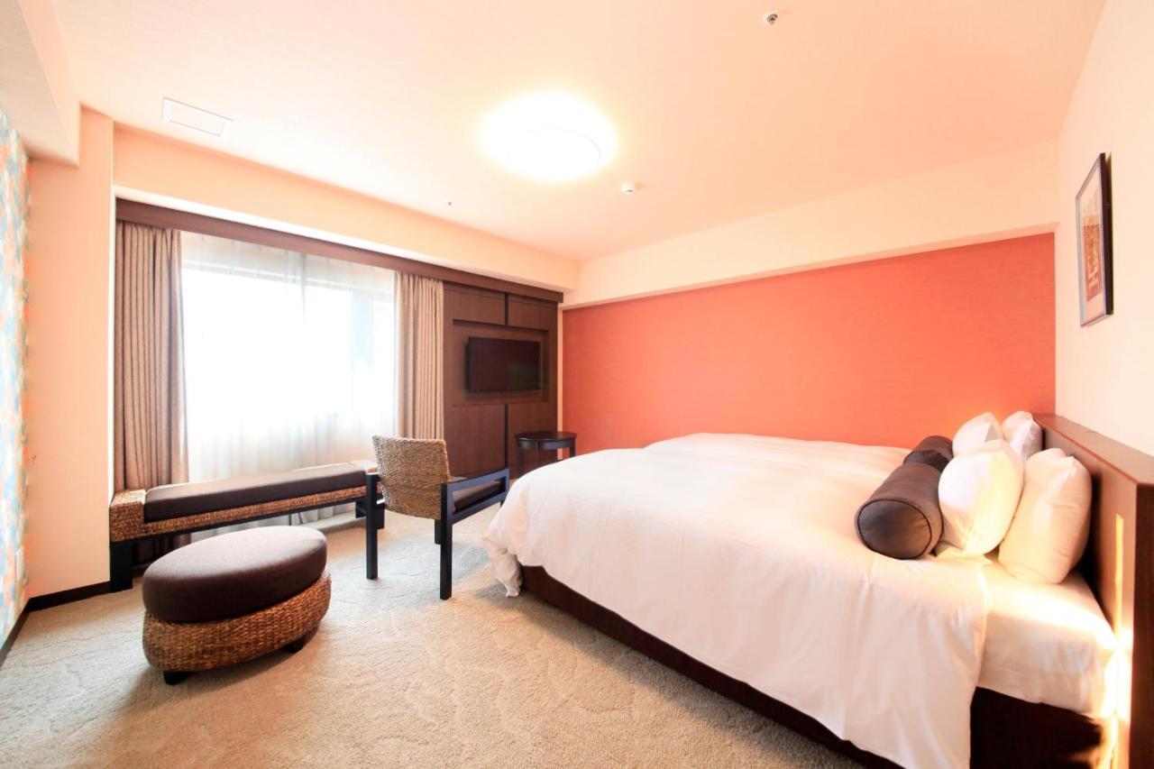 Richmond Hotel Naha Kumoji Экстерьер фото