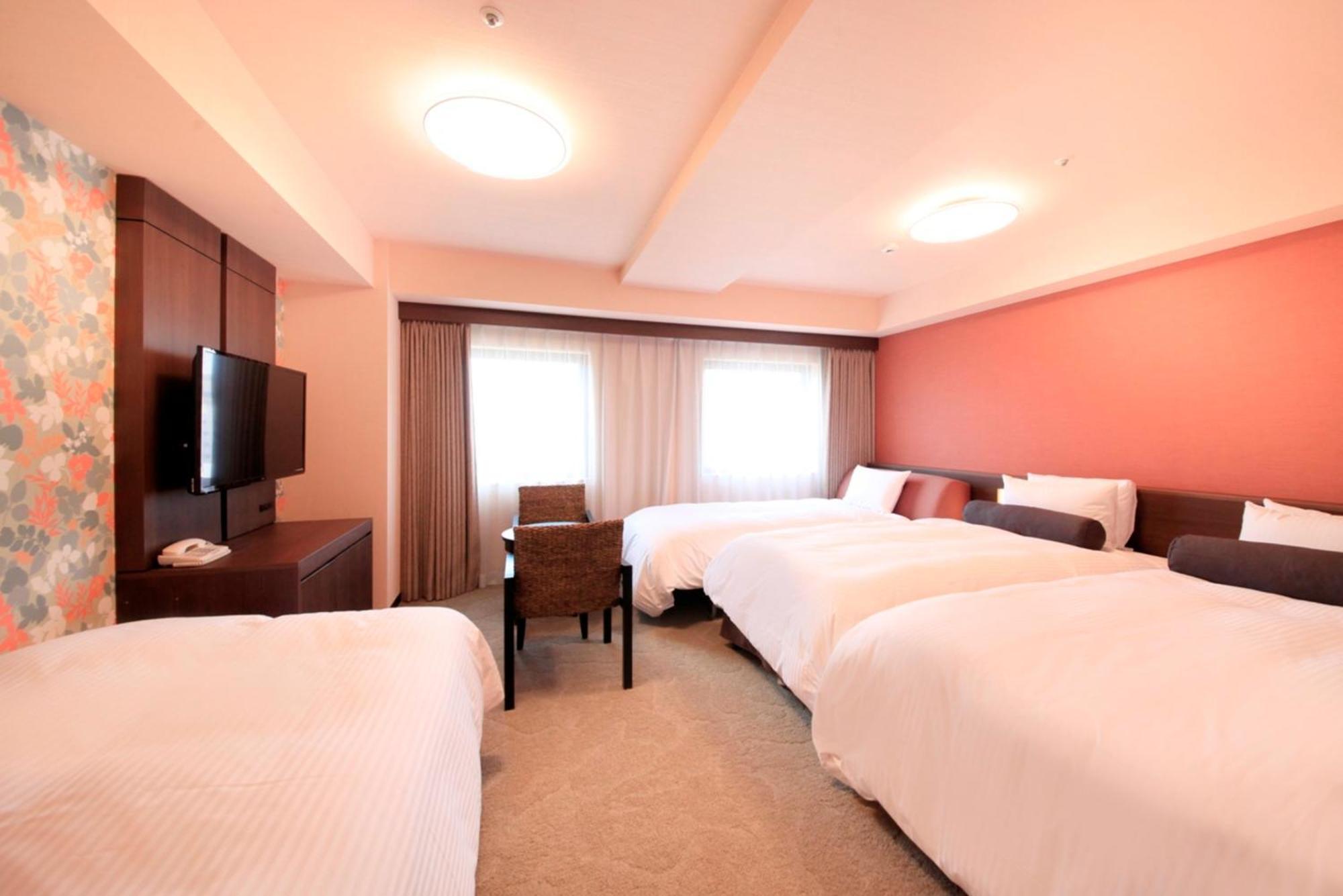 Richmond Hotel Naha Kumoji Экстерьер фото
