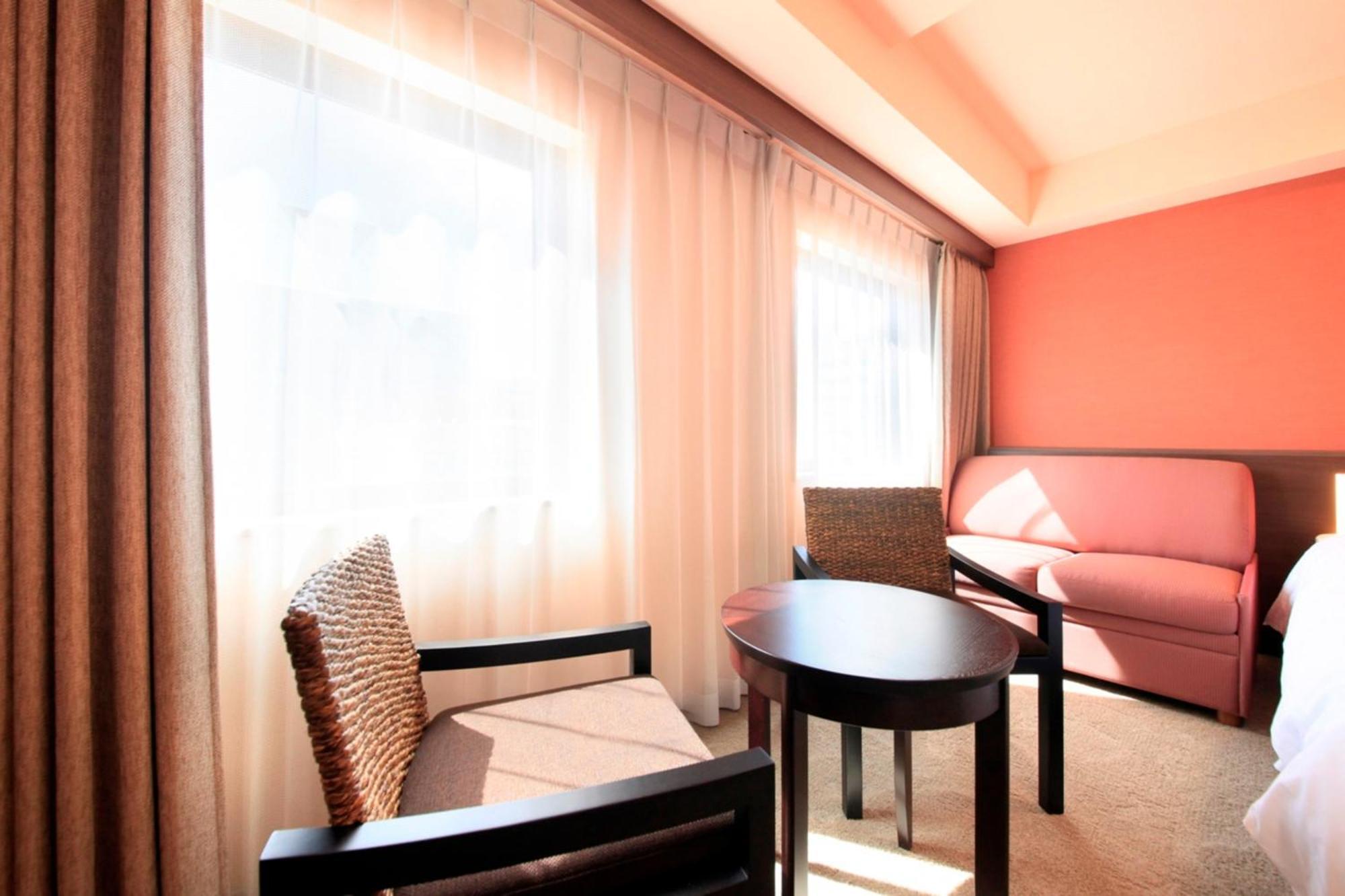 Richmond Hotel Naha Kumoji Экстерьер фото