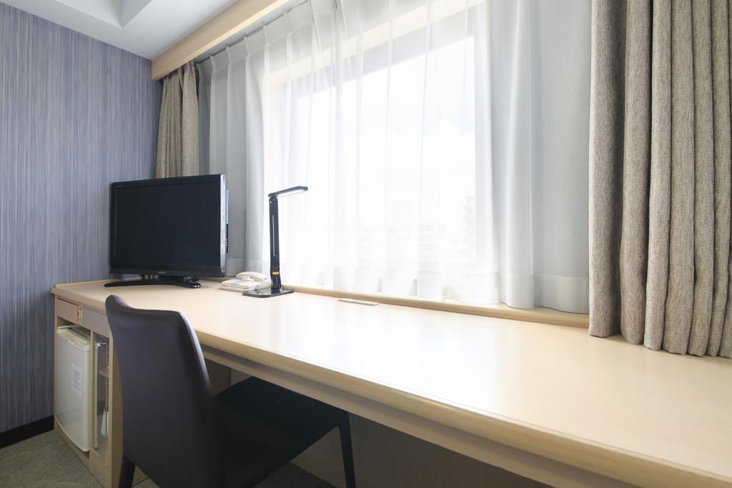 Richmond Hotel Naha Kumoji Экстерьер фото
