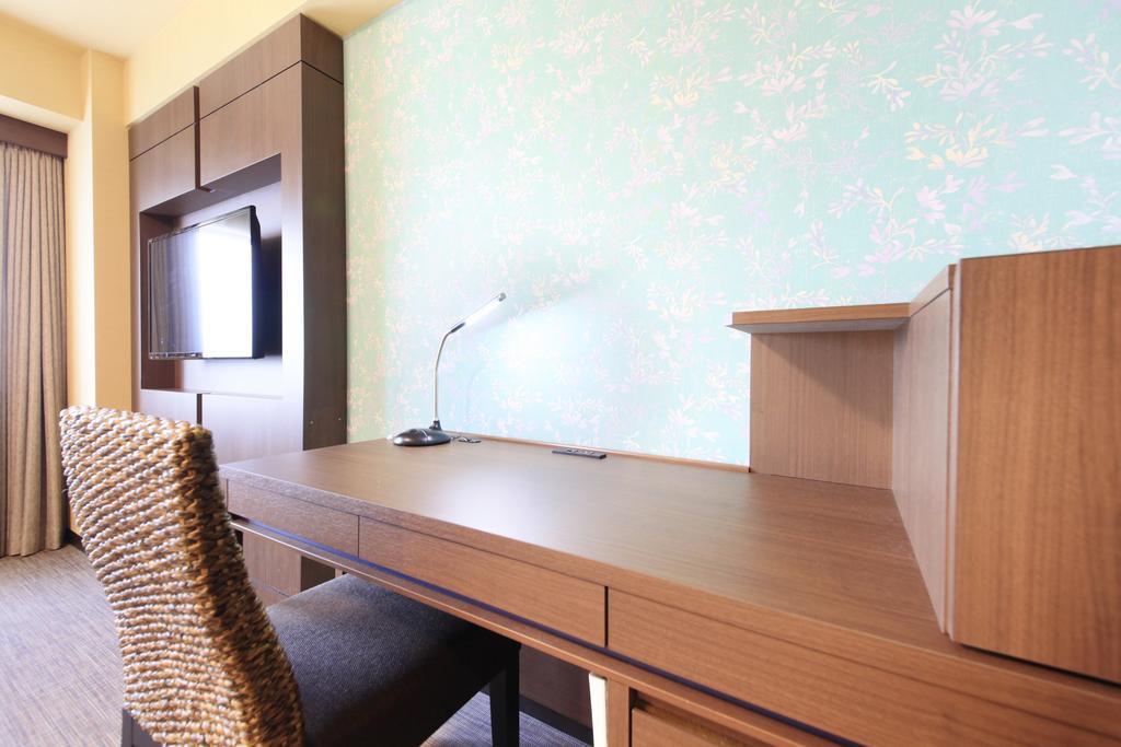 Richmond Hotel Naha Kumoji Экстерьер фото