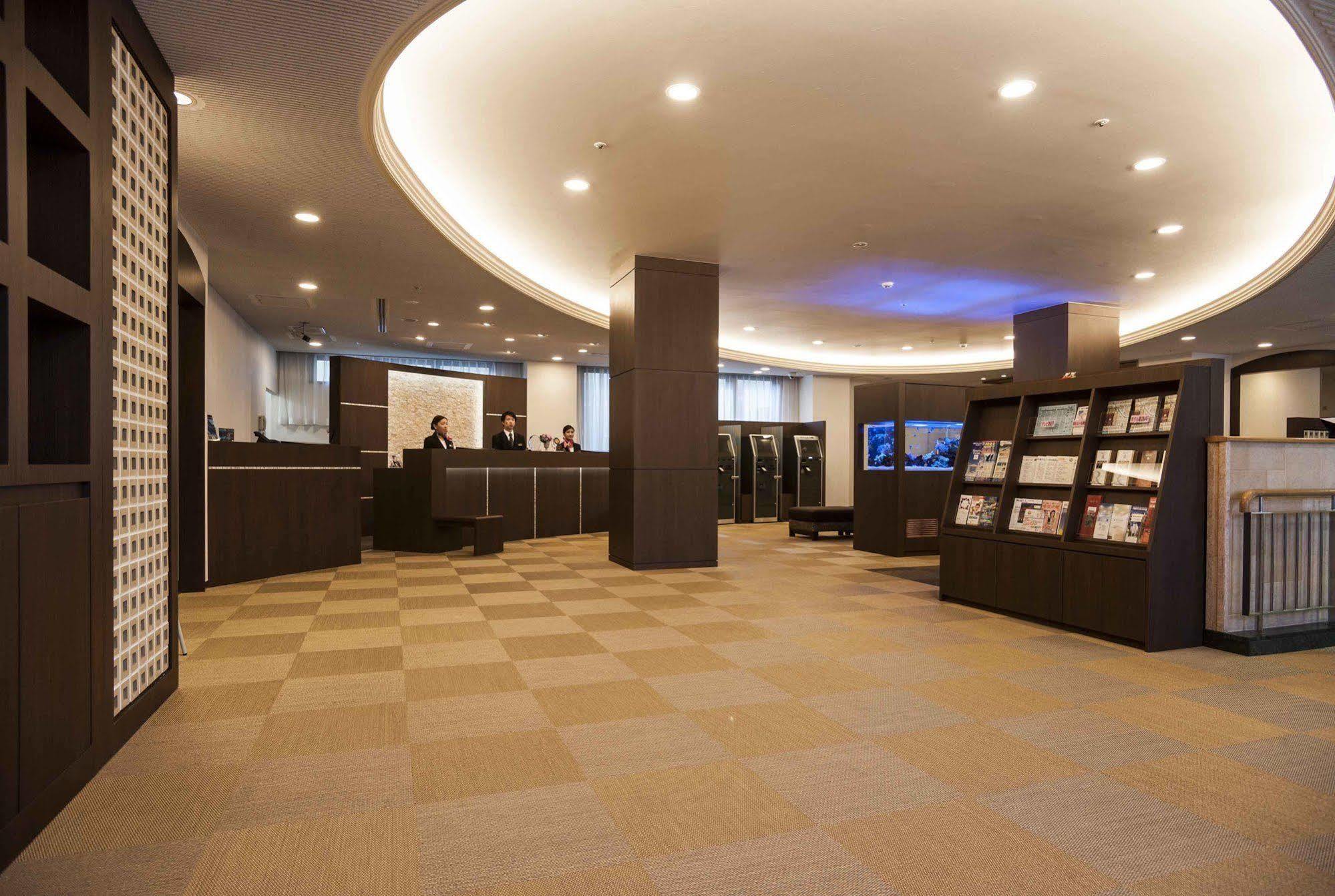 Richmond Hotel Naha Kumoji Экстерьер фото
